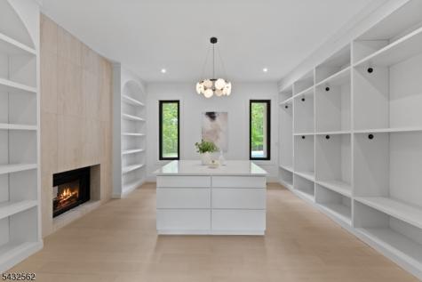 809 W Shore Drive Kinnelon NJ 07405