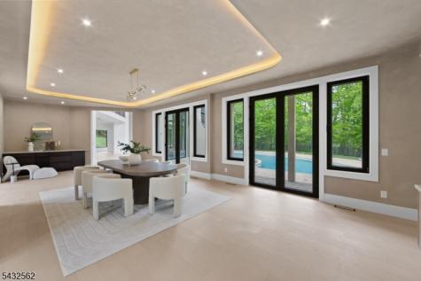 809 W Shore Drive Kinnelon NJ 07405