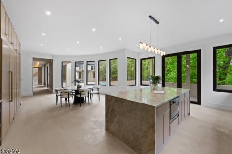 809 W Shore Drive Kinnelon NJ 07405