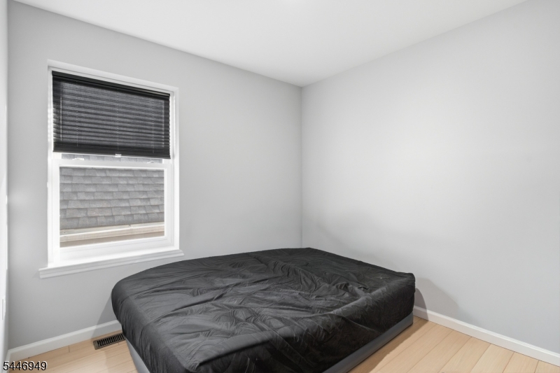 49 N 5th Street Newark NJ 07107