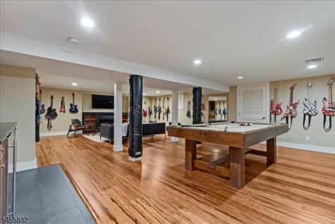 421 Ridgewood Avenue Glen Ridge Boro NJ 07028