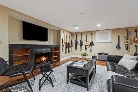 421 Ridgewood Avenue Glen Ridge Boro NJ 07028
