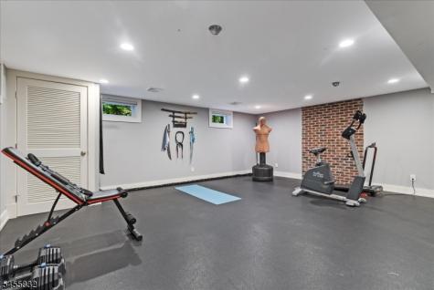 421 Ridgewood Avenue Glen Ridge Boro NJ 07028