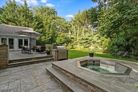 421 Ridgewood Avenue Glen Ridge Boro NJ 07028
