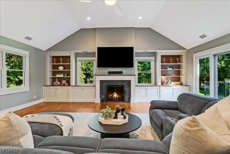 421 Ridgewood Avenue Glen Ridge Boro NJ 07028