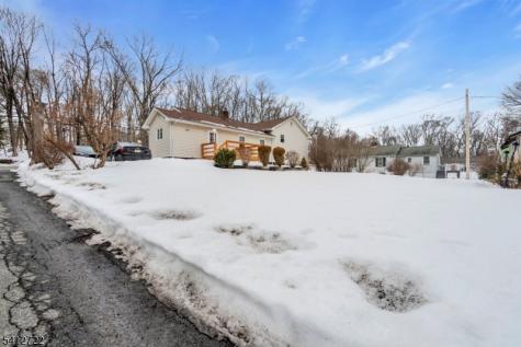 232 Espanong Road Jefferson NJ 07849