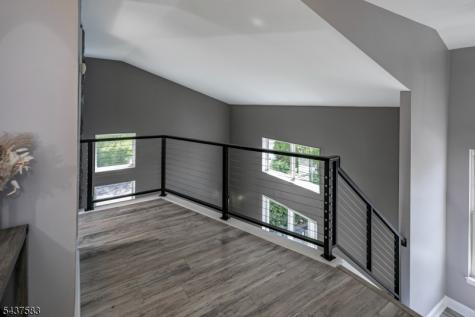 29 Sutphin Road Raritan NJ 08822