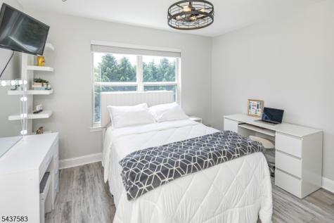 29 Sutphin Road Raritan NJ 08822