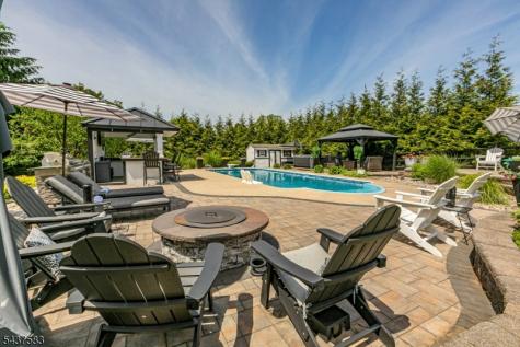 29 Sutphin Road Raritan NJ 08822