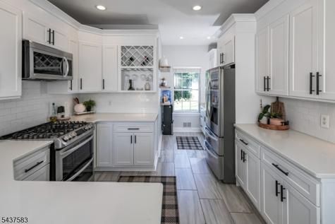 29 Sutphin Road Raritan NJ 08822