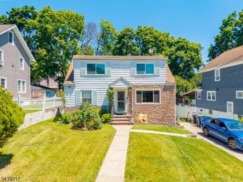 261 Shepard Avenue Englewood NJ 07631