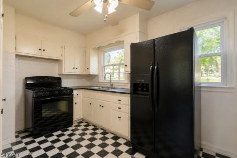 261 Shepard Avenue Englewood NJ 07631