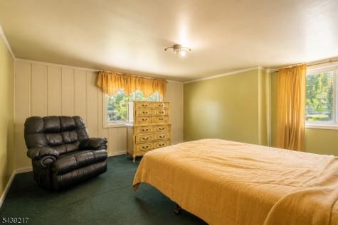 261 Shepard Avenue Englewood NJ 07631
