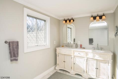 88 W Main Street Mendham NJ 07945