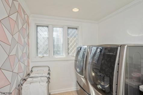 88 W Main Street Mendham NJ 07945