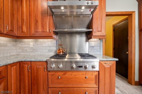 10 Warwick Drive Washington NJ 07853