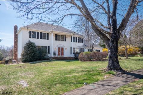 10 Warwick Drive Washington NJ 07853