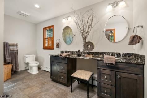 10 Warwick Drive Washington NJ 07853