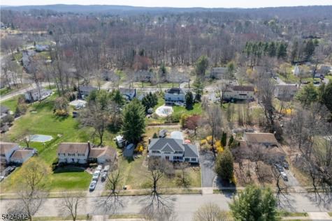 10 Warwick Drive Washington NJ 07853