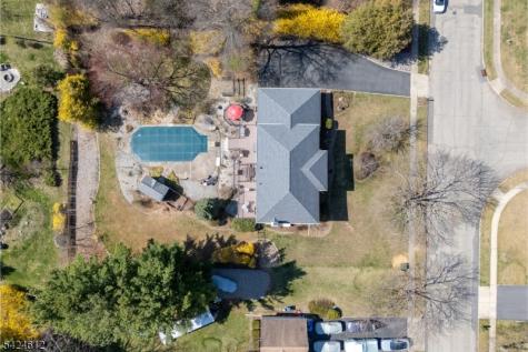 10 Warwick Drive Washington NJ 07853
