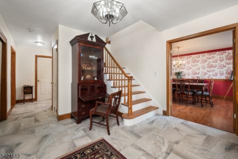 10 Warwick Drive Washington NJ 07853