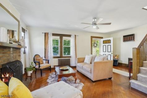 95 Rollinson Street West Orange NJ 07052