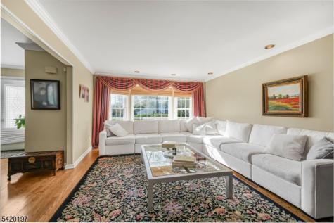 13 Flanders Drive Montville NJ 07045