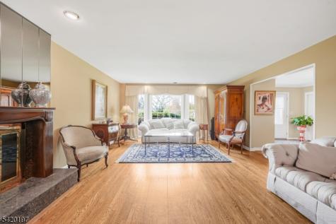 13 Flanders Drive Montville NJ 07045