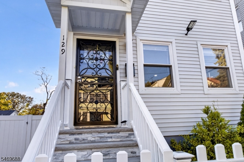 129 Alexander Street Newark NJ 07106