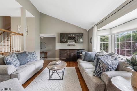 11 Manchester Drive Hanover NJ 07981