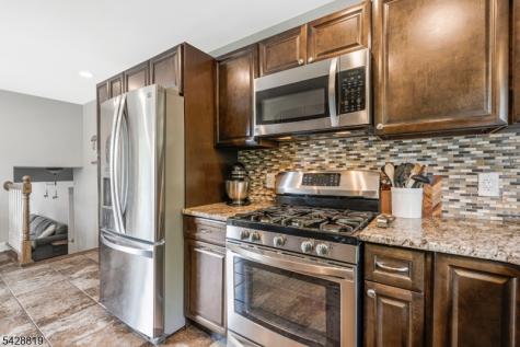 11 Manchester Drive Hanover NJ 07981