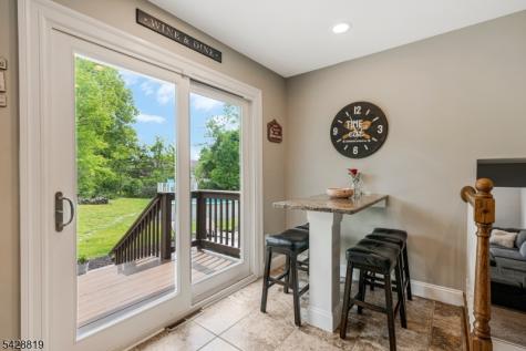 11 Manchester Drive Hanover NJ 07981