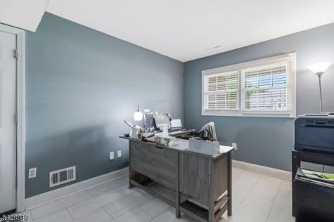 11 Manchester Drive Hanover NJ 07981