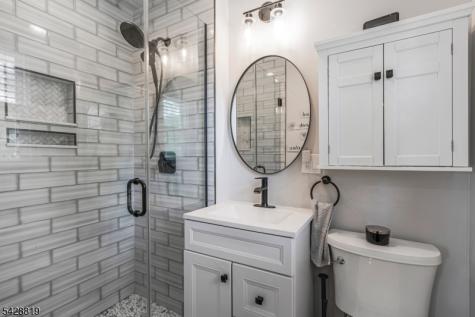 11 Manchester Drive Hanover NJ 07981