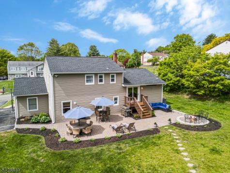 11 Manchester Drive Hanover NJ 07981