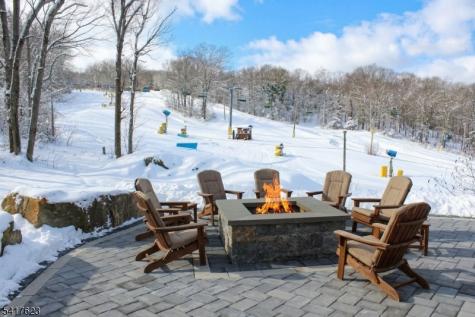 10 Alpine Trail Vernon NJ 07462