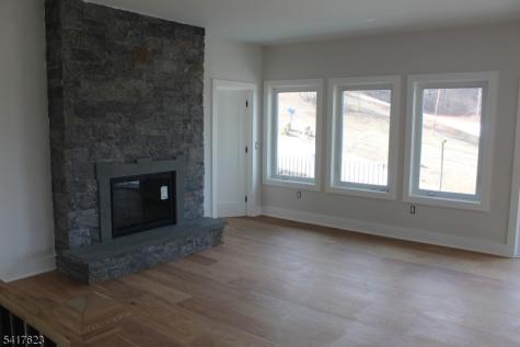 10 Alpine Trail Vernon NJ 07462