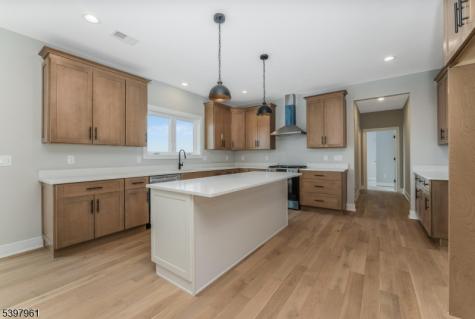 4 Spring Court Lopatcong NJ 08865