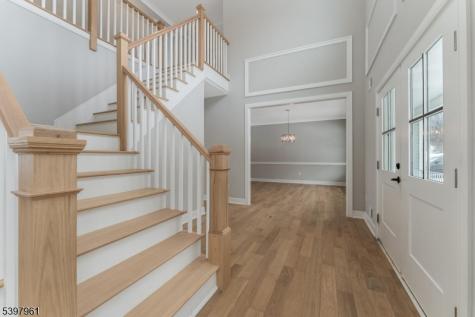 4 Spring Court Lopatcong NJ 08865