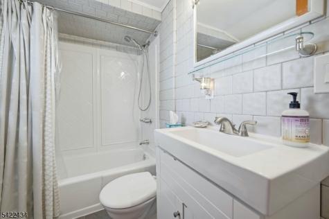 96 Carey Avenue Butler NJ 07405