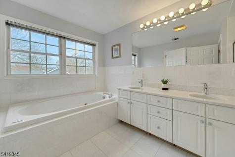123 N Livingston Avenue Livingston NJ 07039