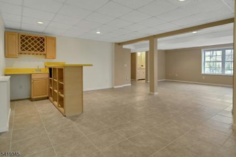 123 N Livingston Avenue Livingston NJ 07039