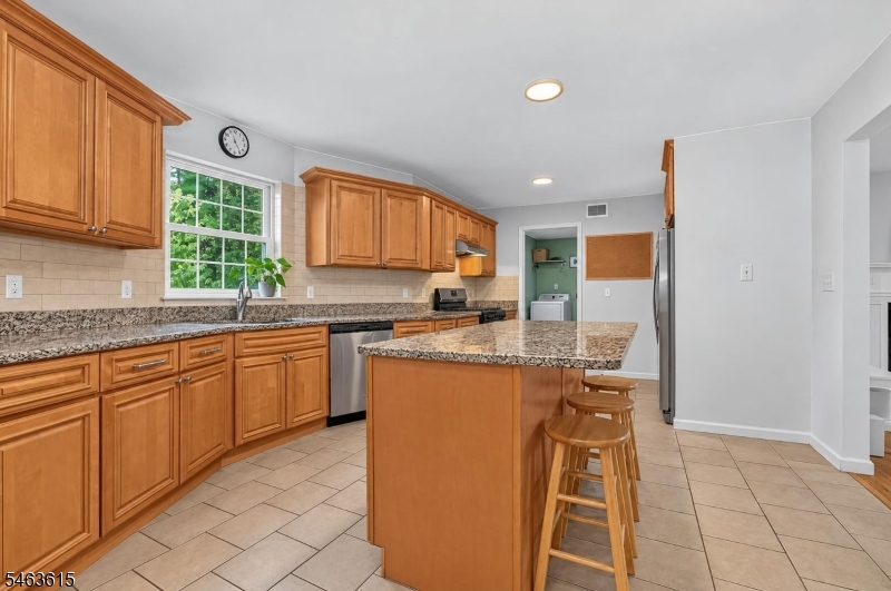 587 Greenbrook Road North Plainfield NJ 07063
