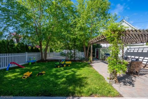 156 Lincoln Street Montclair NJ 07042