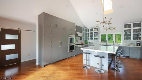17 Nottingham Way Warren NJ 07059