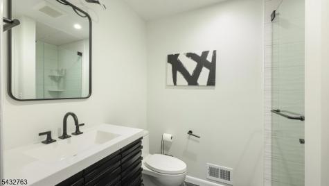 17 Nottingham Way Warren NJ 07059