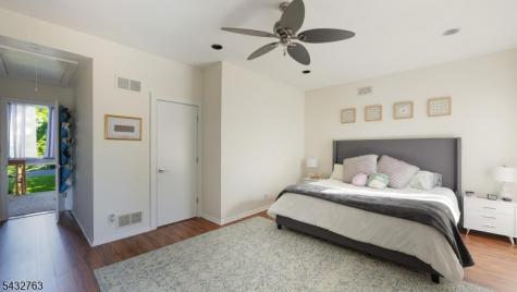 17 Nottingham Way Warren NJ 07059