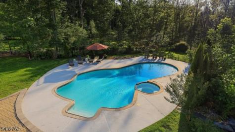 17 Nottingham Way Warren NJ 07059