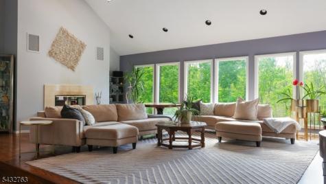 17 Nottingham Way Warren NJ 07059