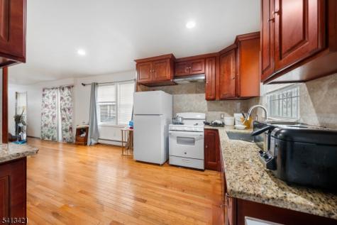 853 Rebecca Place Elizabeth NJ 07201